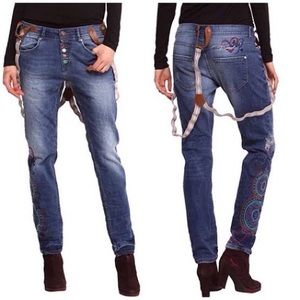 Desigual Embroidered The Love Boyfriend Jeans